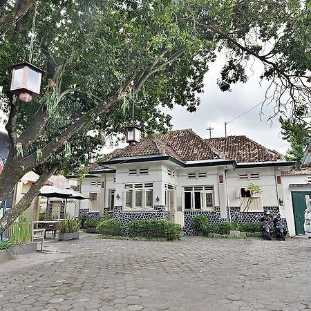 Zen Rooms Panembahan Kraton Γιογκιακάρτα Εξωτερικό φωτογραφία