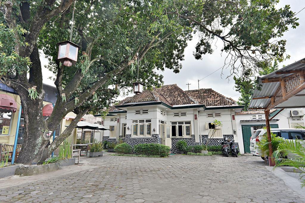 Zen Rooms Panembahan Kraton Γιογκιακάρτα Εξωτερικό φωτογραφία